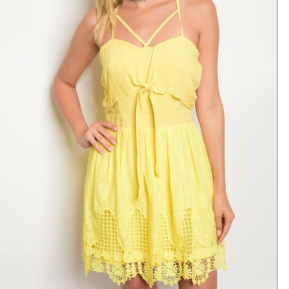Dresses & Skirts - NWT Pale Yellow Cage Bust Lace Hem Strap Sundress